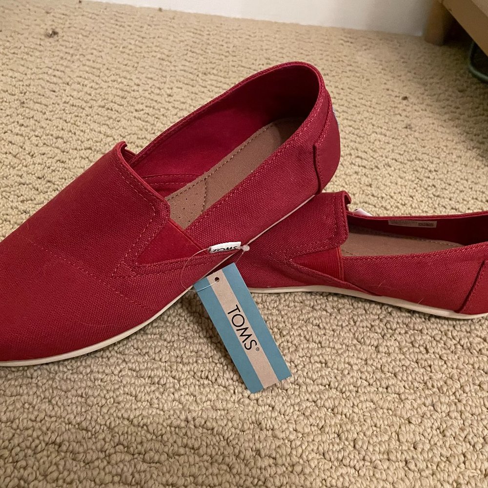 BNWT Tom's Red Oxford Redondo Flat Women's Sz 10